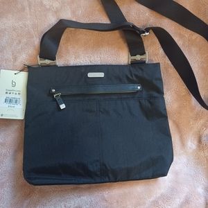 Baggallini Travel Crossbody Bag  Adjustable Strap Black – NWT